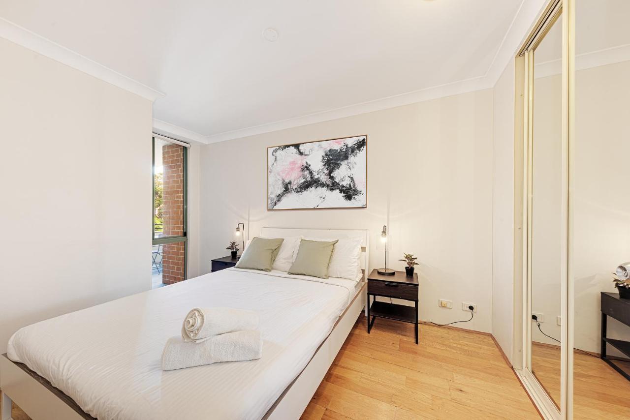 Spacious & Cosy 2 Bedroom Apartment In Darling Harbour ซิดนีย์ ภายนอก รูปภาพ